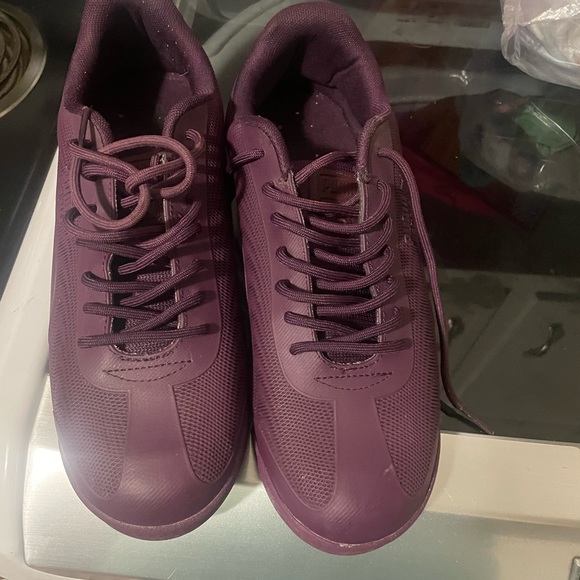 Pumas like new - Picture 4 of 4